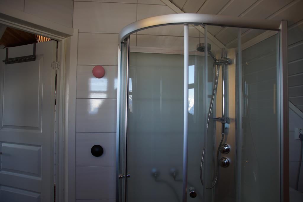 Aaroybukt Guesthouse Aroybukta Zewnętrze zdjęcie