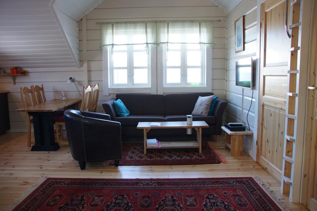 Aaroybukt Guesthouse Aroybukta Zewnętrze zdjęcie